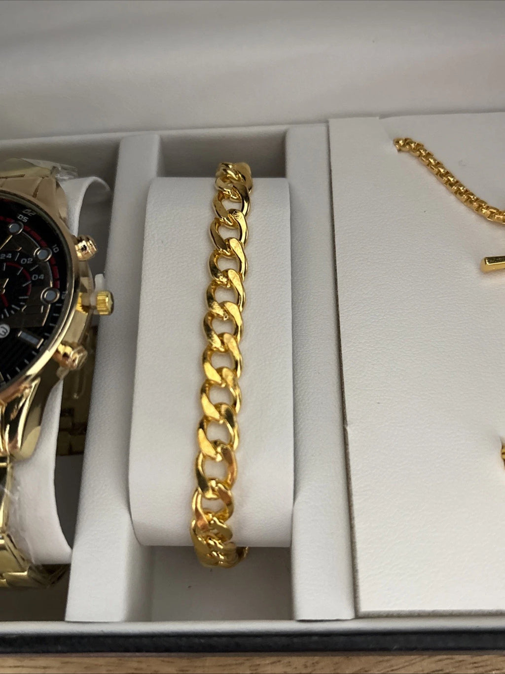 Trendy 4 Piece Men’s Jewelry Set Watch, Necklace 22 Inch, Ring Size 8, Bracelet